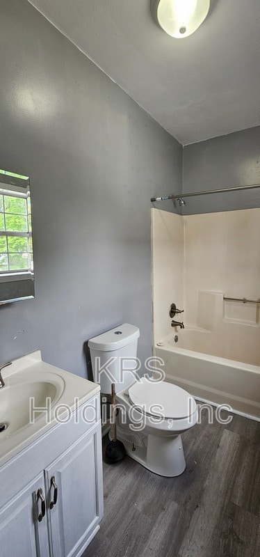 Building Photo - 827 Marshall Ave