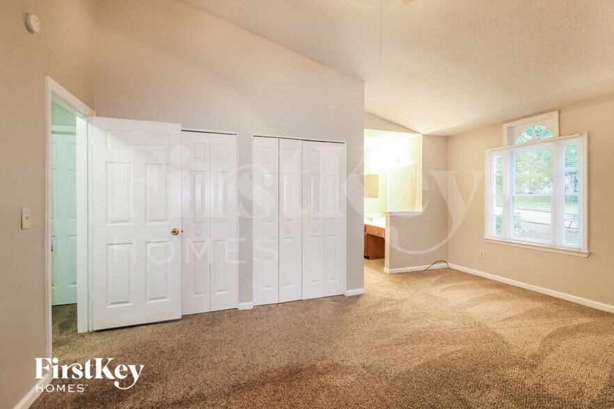 Building Photo - 5456 Fox Haven Trail