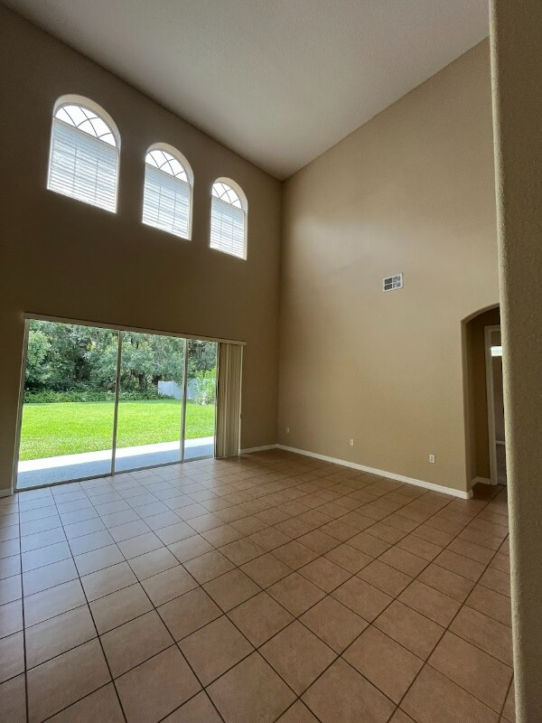 Building Photo - 4927 Cains Wren Tr