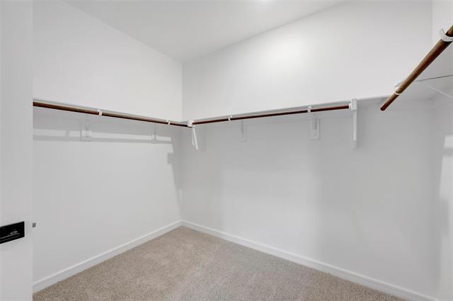 Building Photo - 528 Brookside Dr