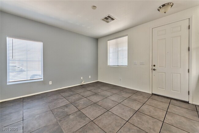 Building Photo - 972 Wembly Hills Pl
