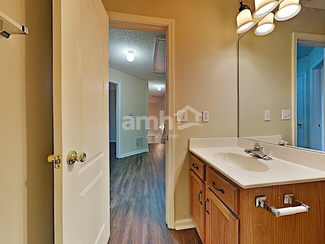 Building Photo - 5633 Michaelson Dr