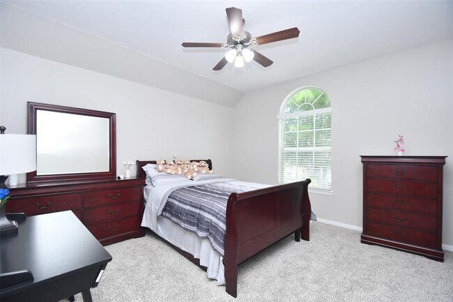 Building Photo - 6027 Opal Crest Ln
