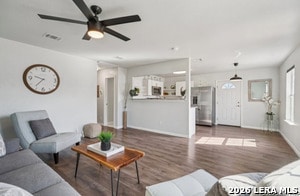 Building Photo - 627 Blaine