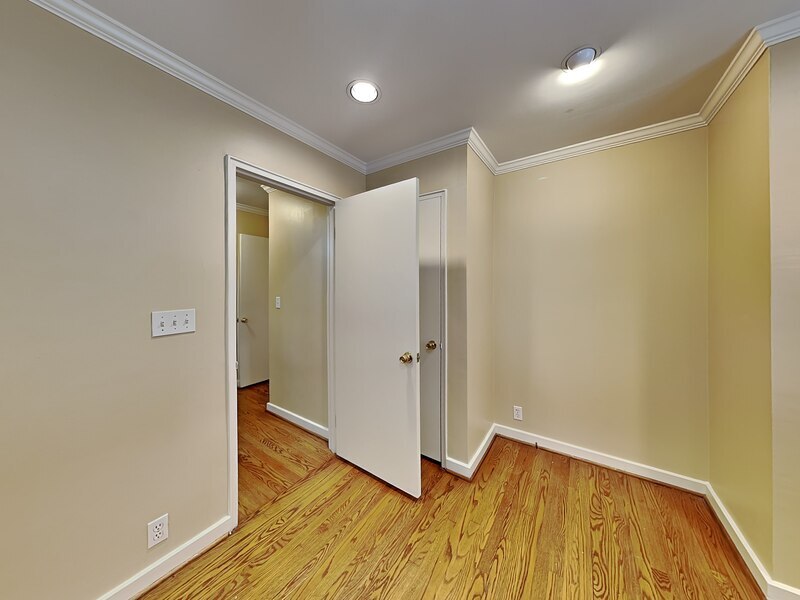 Building Photo - 109 Memory Ct