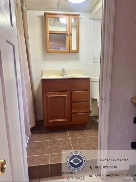 Building Photo - 21 Beth Ann Dr