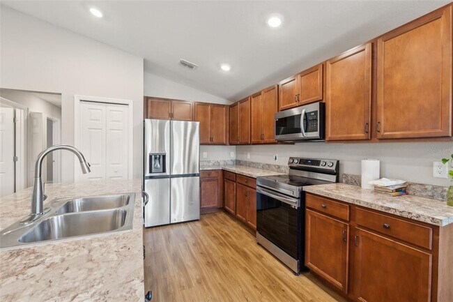 Building Photo - 35478 Bellington Blvd