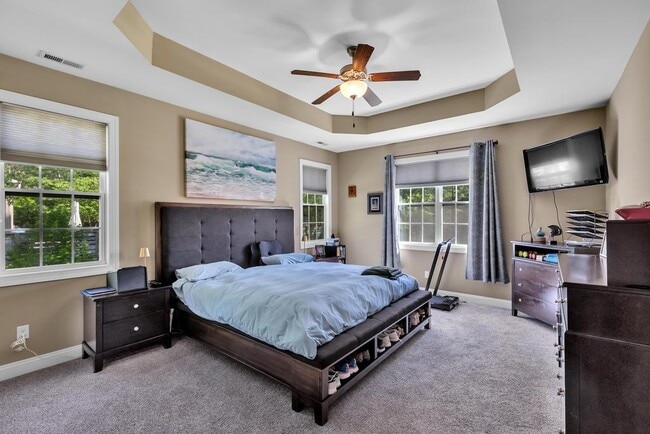 Building Photo - 223 Royal Tern Dr