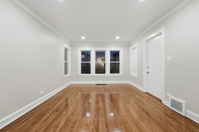 Building Photo - 2134 73rd Ave