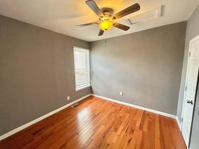 Building Photo - 2605-7 Cecil B. Moore Ave