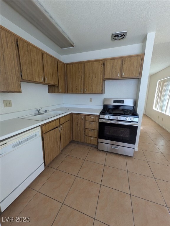 Building Photo - 7049 Sylvan Oak Dr