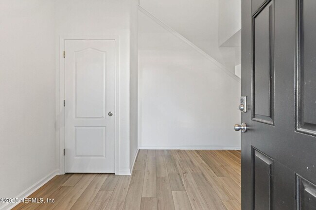 Building Photo - 2267 Shady Breeze Ln