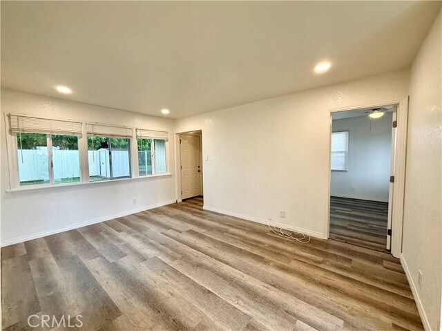 Building Photo - 11424 Marquardt Ave