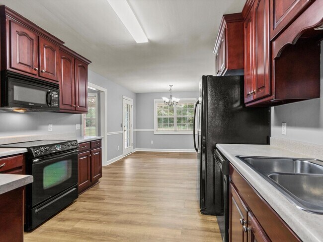 Building Photo - Welcome home to this beautifully updated 4-bedroom, 3-bath home located in the desirable Harvest,...