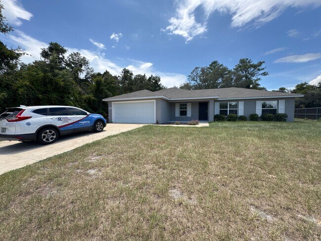 Building Photo - Desirable SW Ocala Neighborhood 4/2/2 *WON...