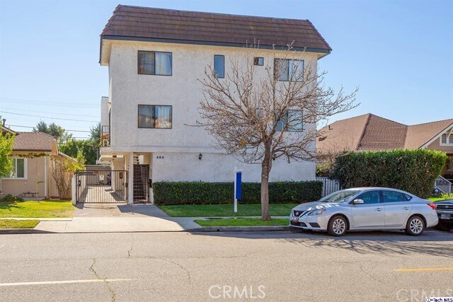 Building Photo - 464 W Lexington Dr