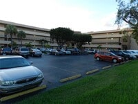 Building Photo - 506 NW 87th Ave