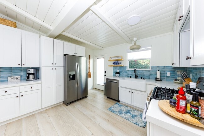 Building Photo - Historic Olde Del Mar Hacienda | Bluff-Front With Panoramic Views | Fully Furnished Monthly Stays