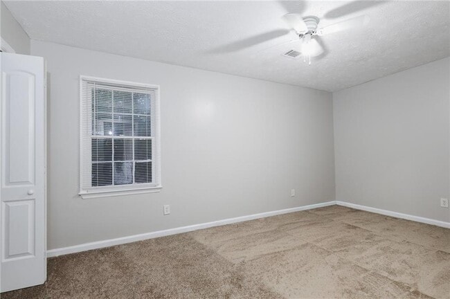 Building Photo - 284 Timber Creek Ln SW