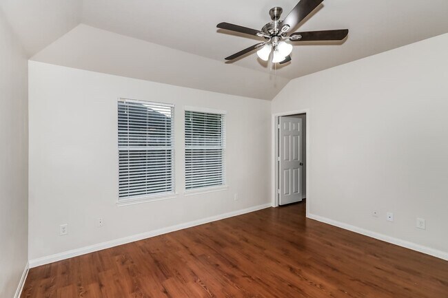 Building Photo - 18731 Dennington Dr