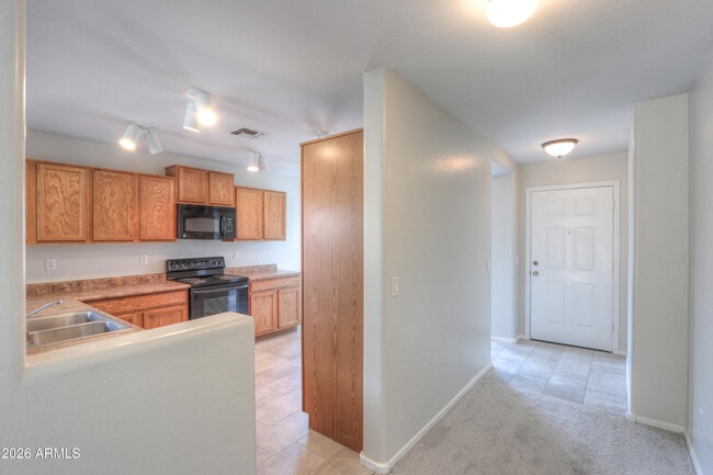 Building Photo - 27976 N Gold Ln