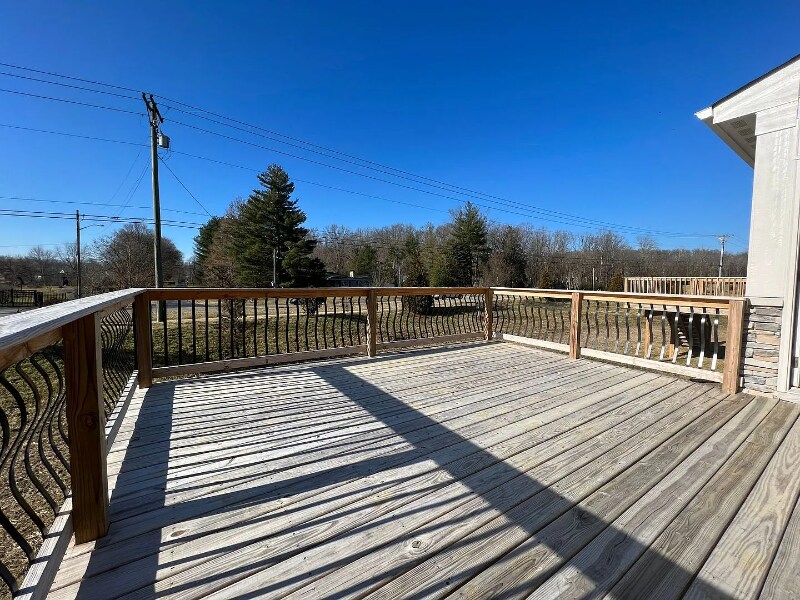 Building Photo - 15926 Long Meadow Way