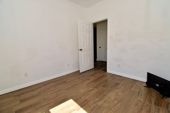 Building Photo - 3 Bed, 2 Bath Home in Ruston