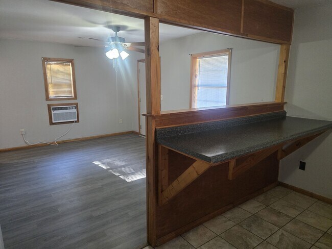 Building Photo - 9873 AR-352