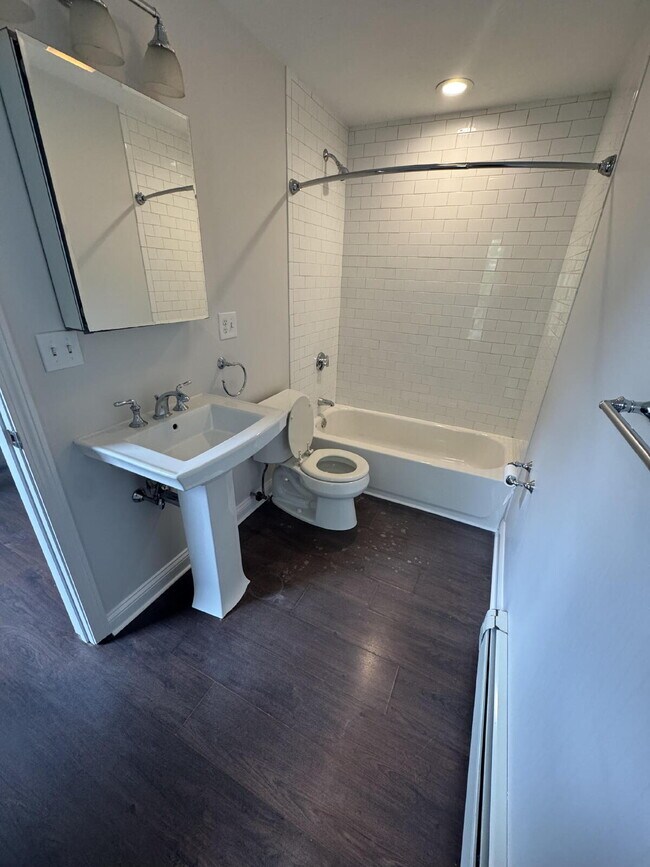 Building Photo - One Bedroom Available in Mansfield