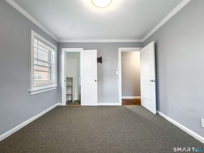 Building Photo - 73 Seaton Rd
