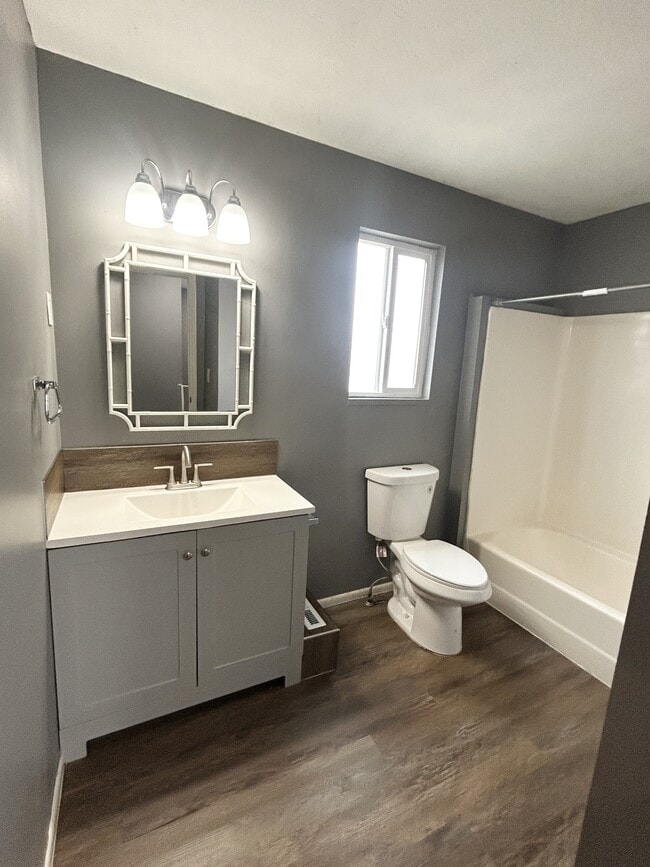 Building Photo - 8326 S Carmen Ct