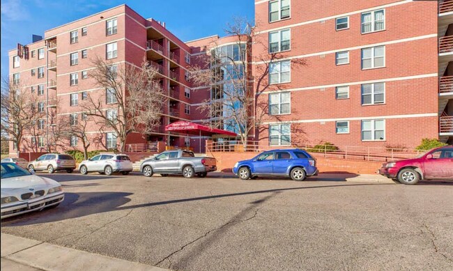 Building Photo - 5955 E 10th Ave