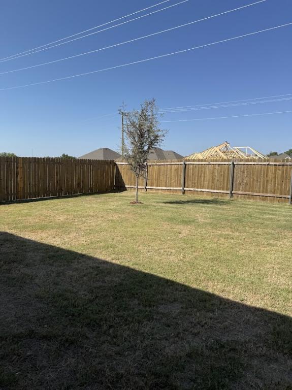 Building Photo - 529 Jameson