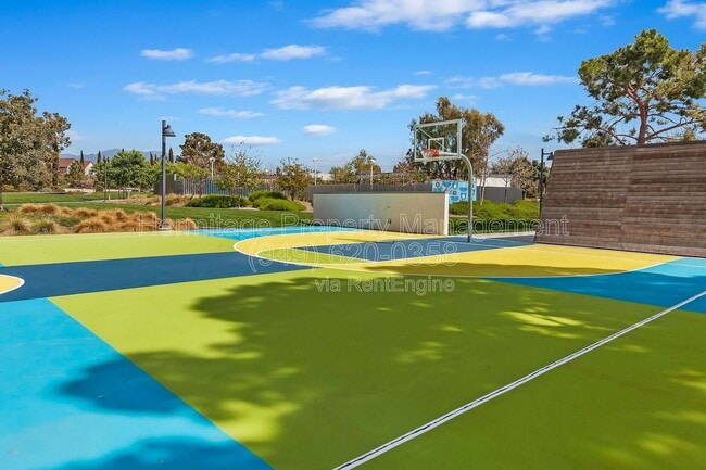 Building Photo - 341 Magnet