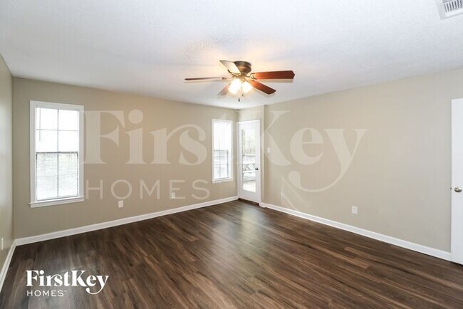 Building Photo - 2961 Forest Edge Dr