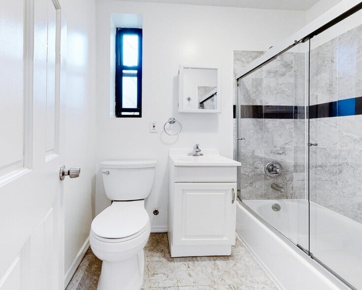 Building Photo - West 139th Street