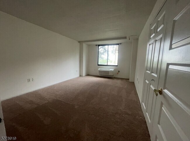 Building Photo - 115 Polifly Rd