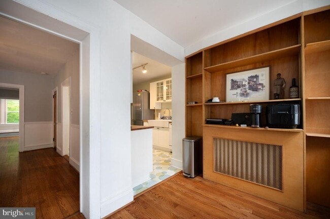Building Photo - 1406 Lovering Ave