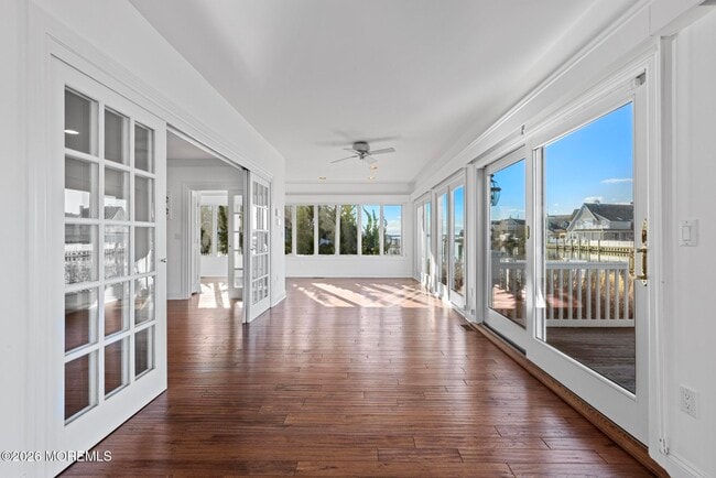 Building Photo - 954 Barnegat Ln