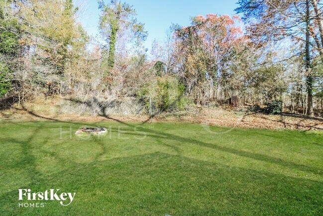 Building Photo - 2333 Donnie Lee Dr