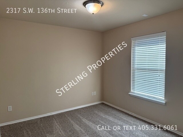 Building Photo - 2317 SW 136th St