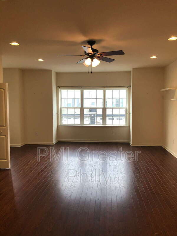 Building Photo - 106 Mercer Ct