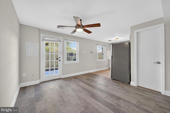 Building Photo - 1532 Potomac Heights Dr