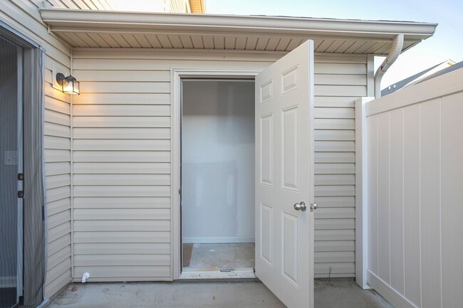 Building Photo - 1030 Leadville Dr