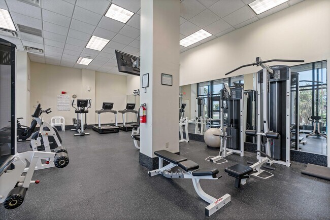 Building Photo - 10410 S Ocean Dr