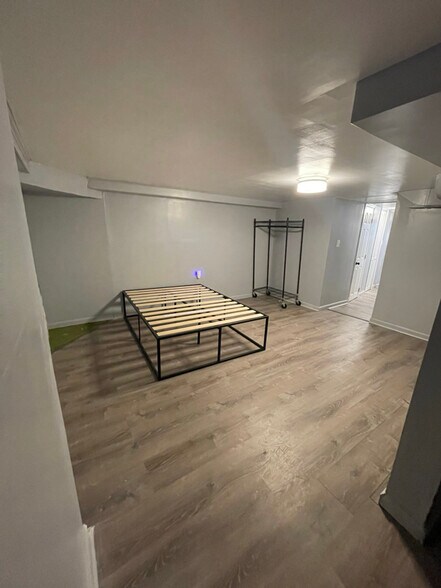 Building Photo - 204 34th St NE