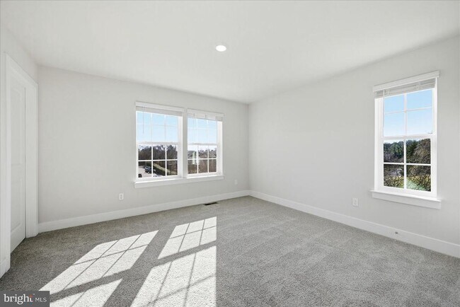 Building Photo - 1829 Harvest Dr