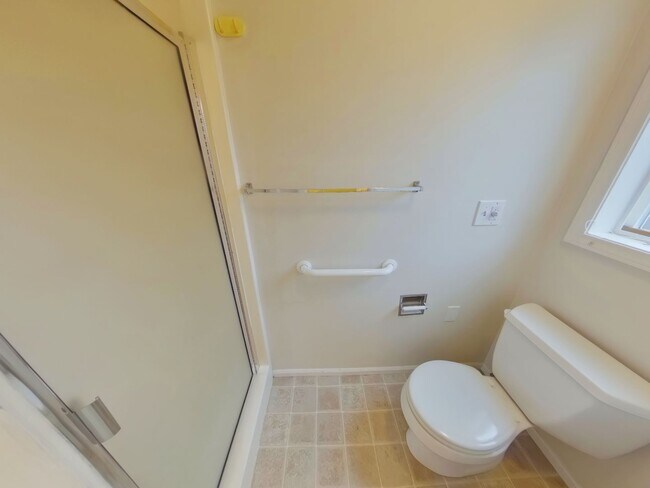 Building Photo - 2310 Snelling Dr