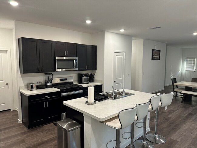 Building Photo - 16936 Juniper Blossom Bnd