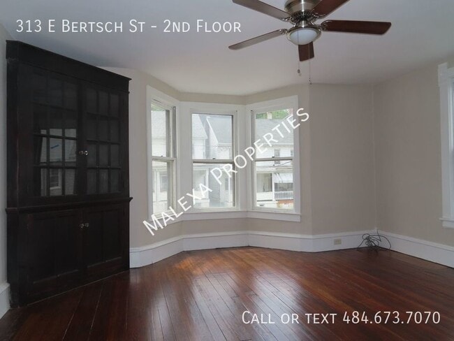 Building Photo - 313 E Bertsch St